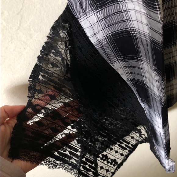 Black and White Plaid Dress - Picture 4 of 8